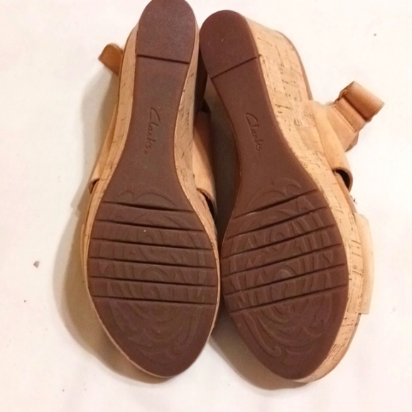 Clarks Artisan Casilyn Lizzie Nubuck Platform Wedge Sling Back Open Toe … - Picture 7 of 9